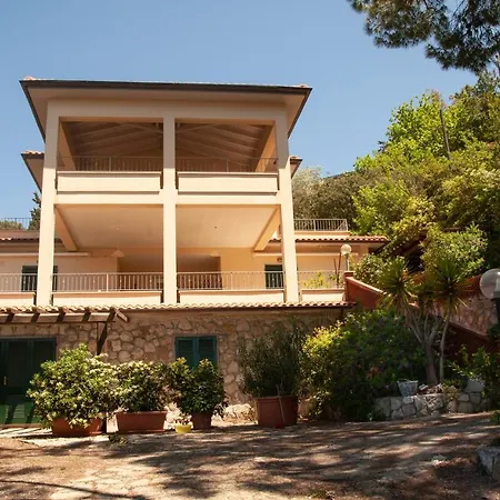 Villa Stecchi
